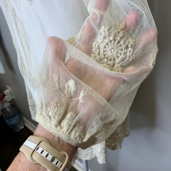 XCVI Womens‎ Mesh Floral Tunic Embroidered Sheer Beige Boho Fairy Cottage Core - Picture 7 of 13